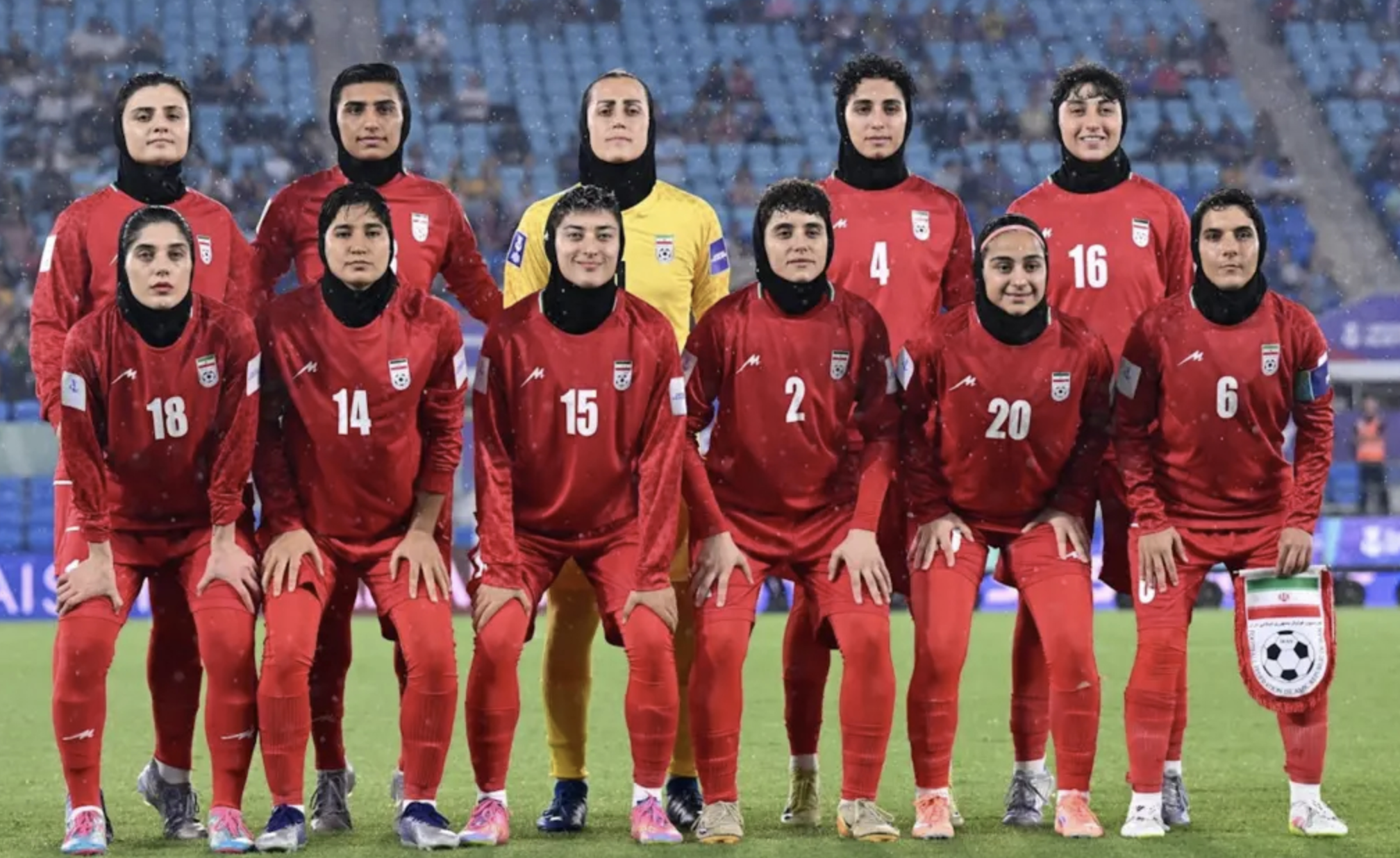 天天斗地主-仅剩2人！伊朗女足队长撤回庇护连夜赶回亚洲 外媒：她家人失踪了